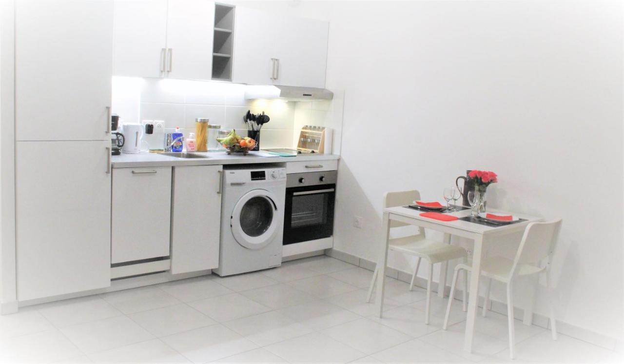 Appartement Tout Equipe, Cosy Saint-Denis  Exterior foto